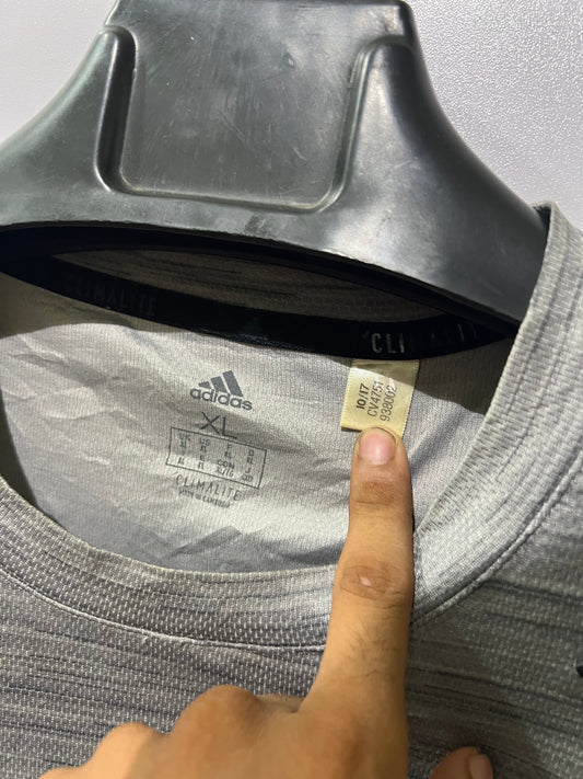 Adidas dri fit T-shirt