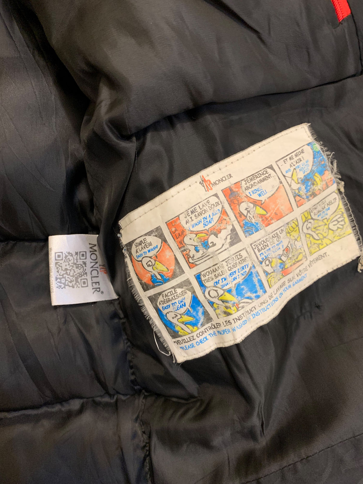 MONCLER LEIGHT WEIGHT PUFFER