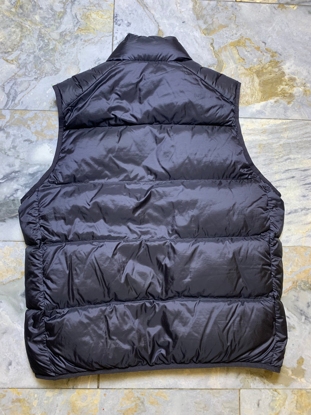 UNIQLO PACKABLE ULTRA LEIGHT WEIGHT SLEEVELESS PUFFER