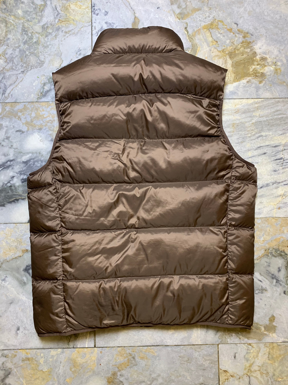 UNIQLO PACKABLE ULTRA LEIGHT WEIGHT SLEEVELESS PUFFER