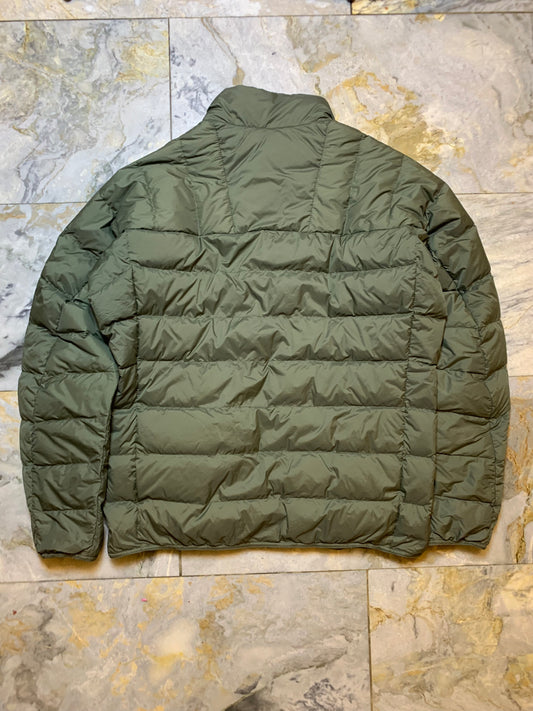 UNIQLO PACKABLE ULTRA LEIGHT WEIGHT DUCK DOWN FEATHER PUFFER