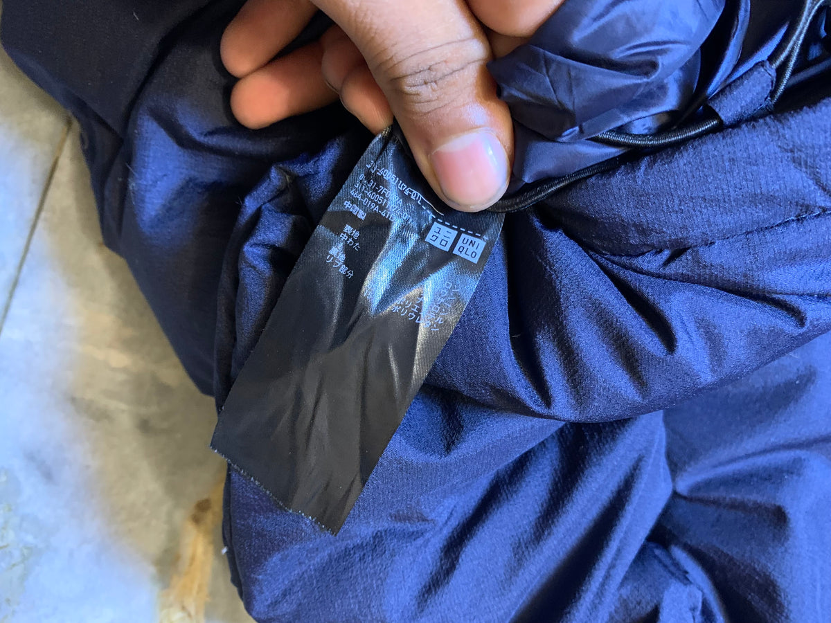UNIQLO ULTRA LEIGHT WEIGHT DUCK DOWN FEATHER PUFFER