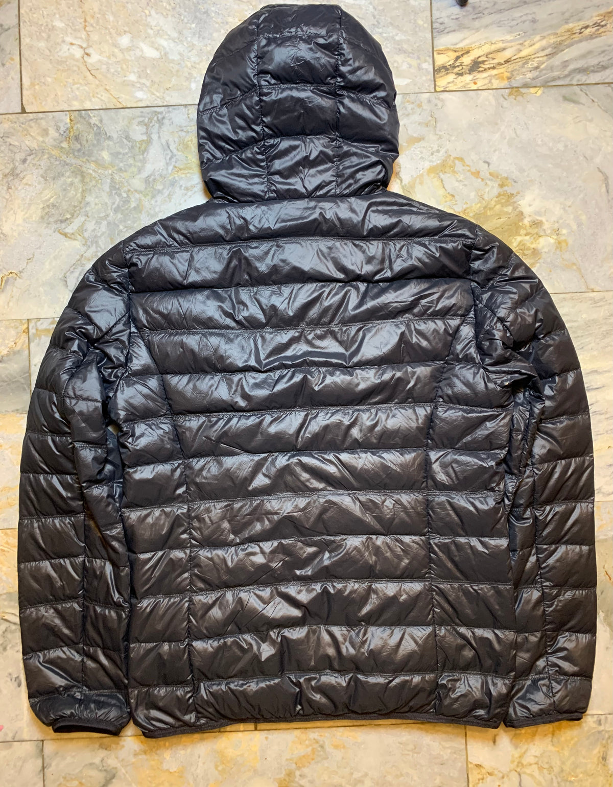EMPORIO ARMANI LEIGHT WEIGHT DUCJ DOWN FEATHER PUFFER