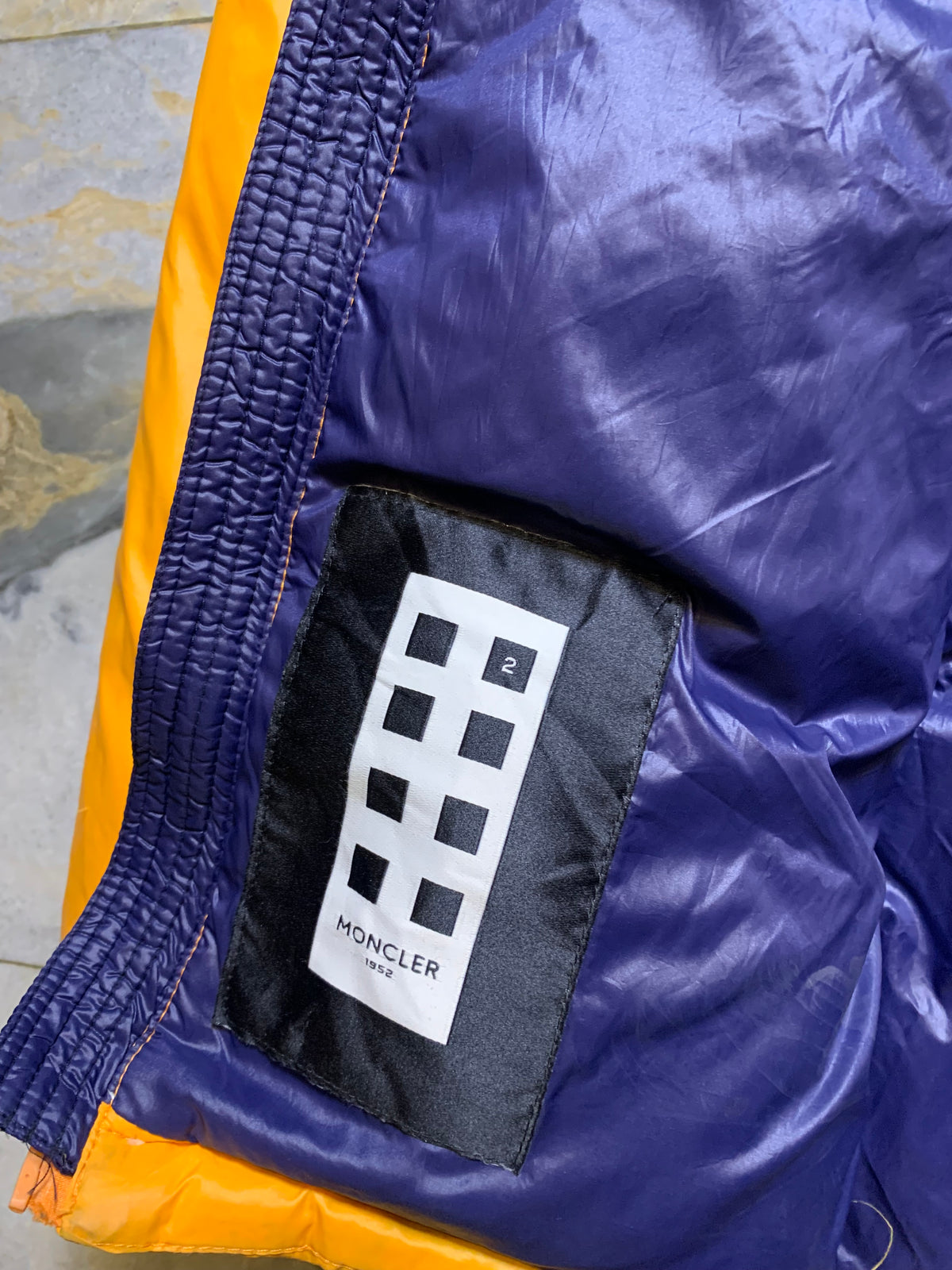 MONCLER YELLOW GENUIS 2 1952 VENANT GOOSE DOWN FEATHER PUFFER (Mediuim)