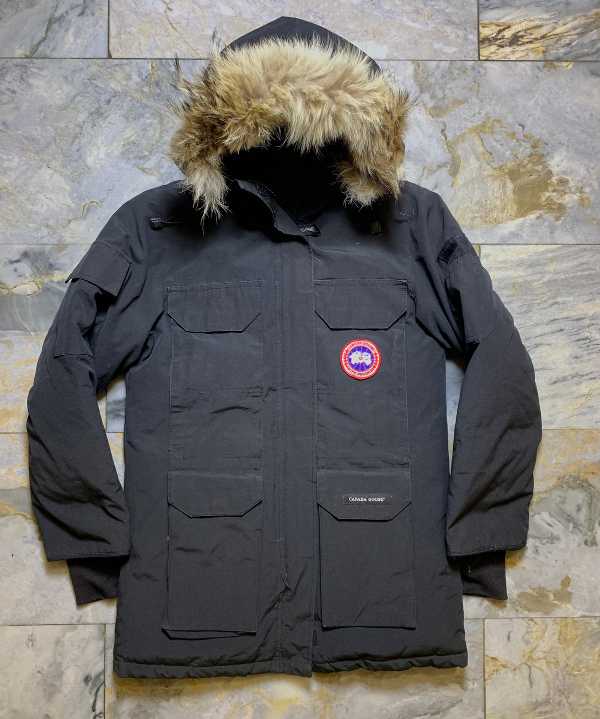 CANADA GOOSE DOWN FEATHER PARKA JACKET (MEDIUIM)