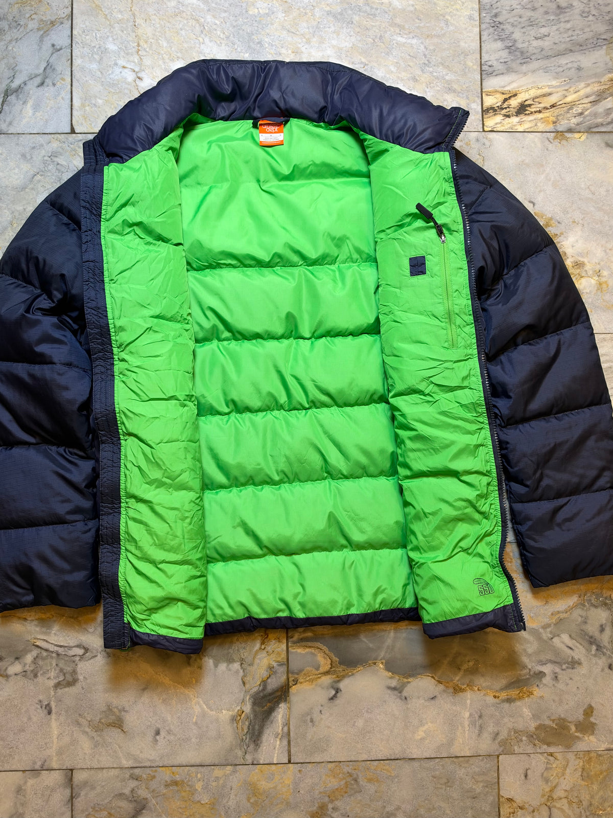 NIKE THE ATHLETIC DEPT DUCK DOWN FEATHER PUFFER ( MEDIUIM)