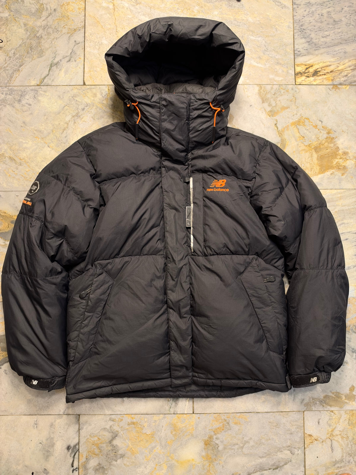NEW BALANCE EXTREME HEAT DUCK DOWN FEATHER PUFFER (LARGE)