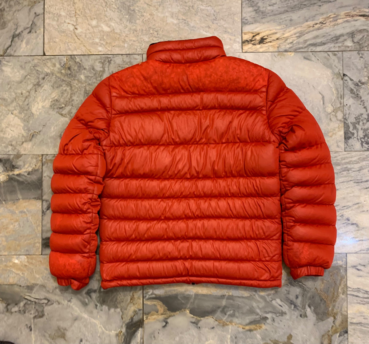 LACOSTE LEIGHT WEIGHT DUCK DOWN FEATHER PUFFER