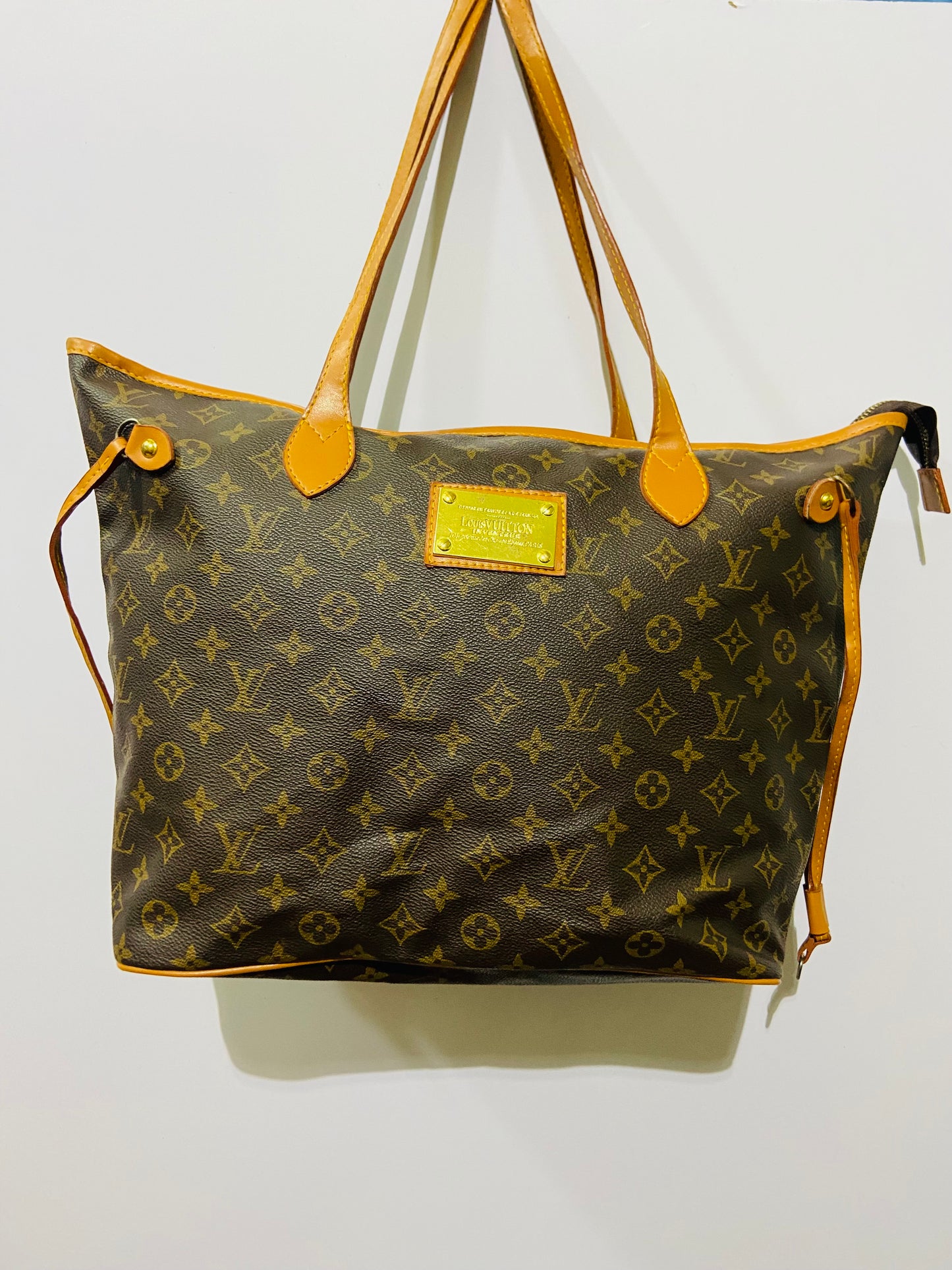 Louis Vuitton Inventeur bag