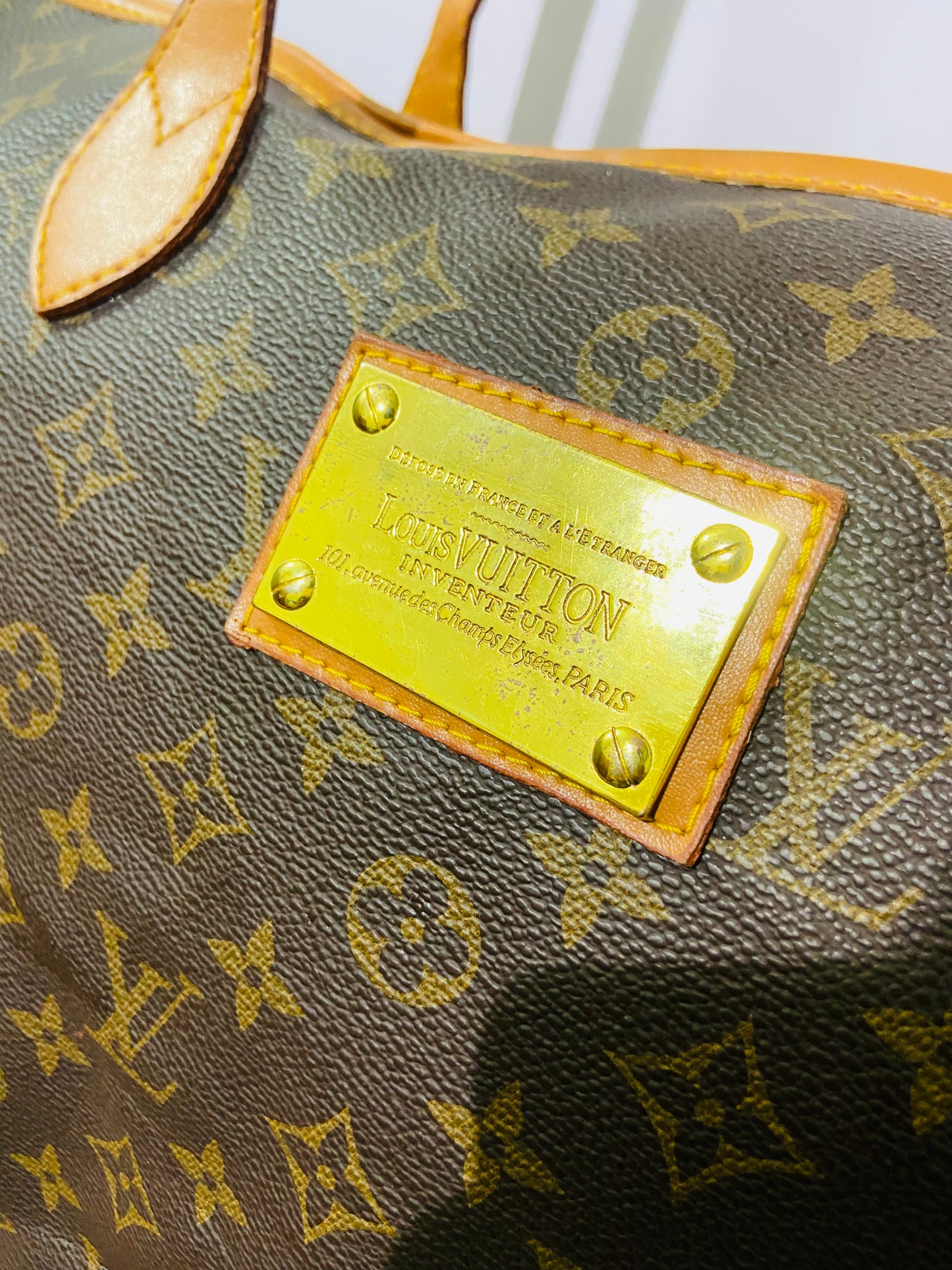 Louis Vuitton Inventeur bag