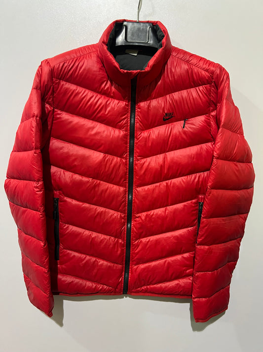 Nike leight weight puffer jacket