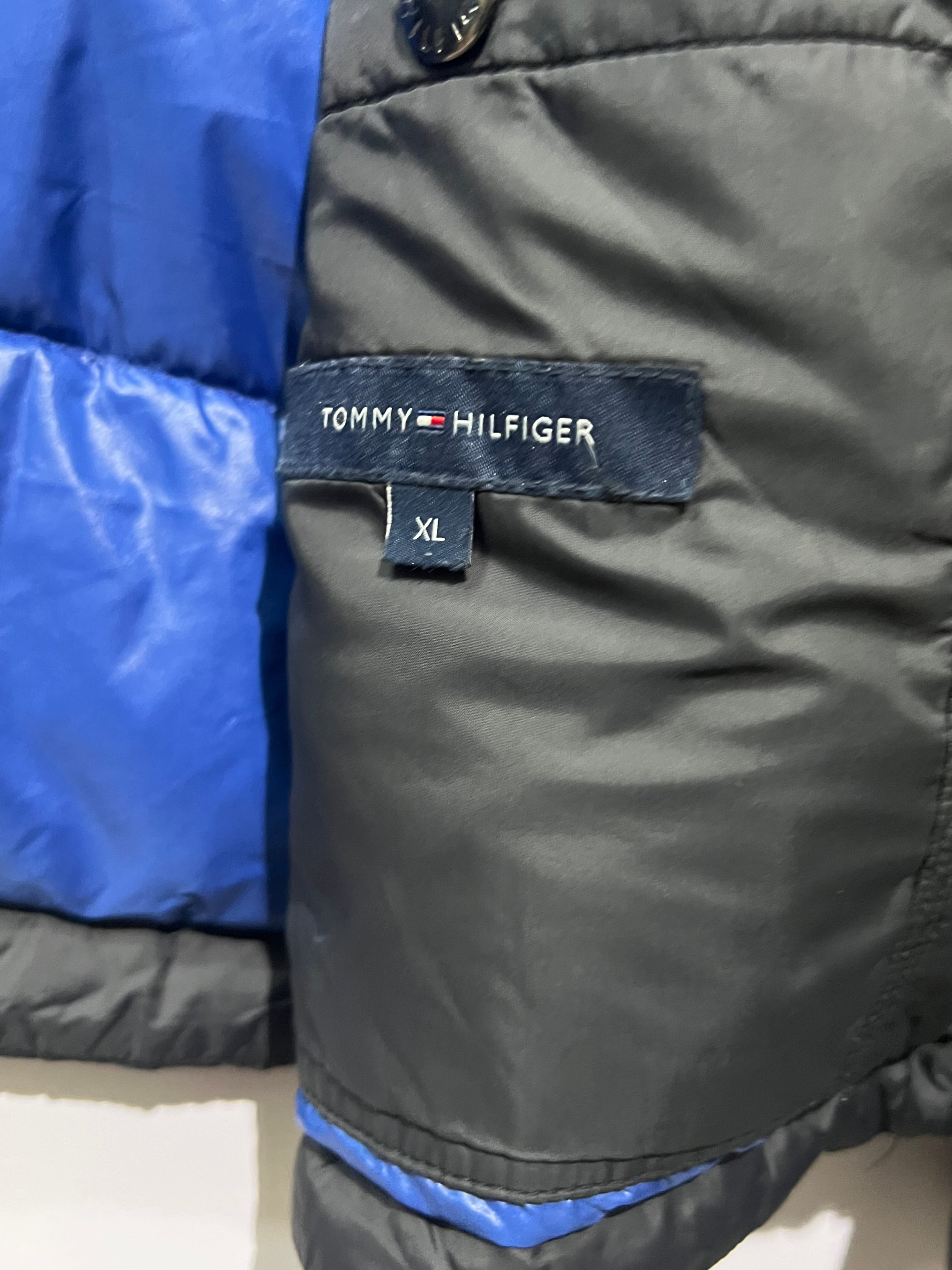 Tommy hilfiger puffer jacket