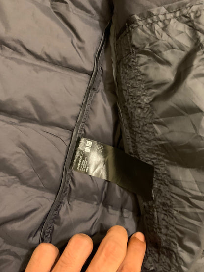 UNIQLO HOODIE ULTRA LEIGHT WEIGHT DUCK DOWN FEATHER PUFFER