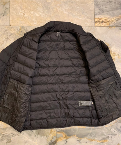 UNIQLO PACKABLE ULTRA LEIGHT WEIGHT DUCK DOWN FEATHER PUFFER