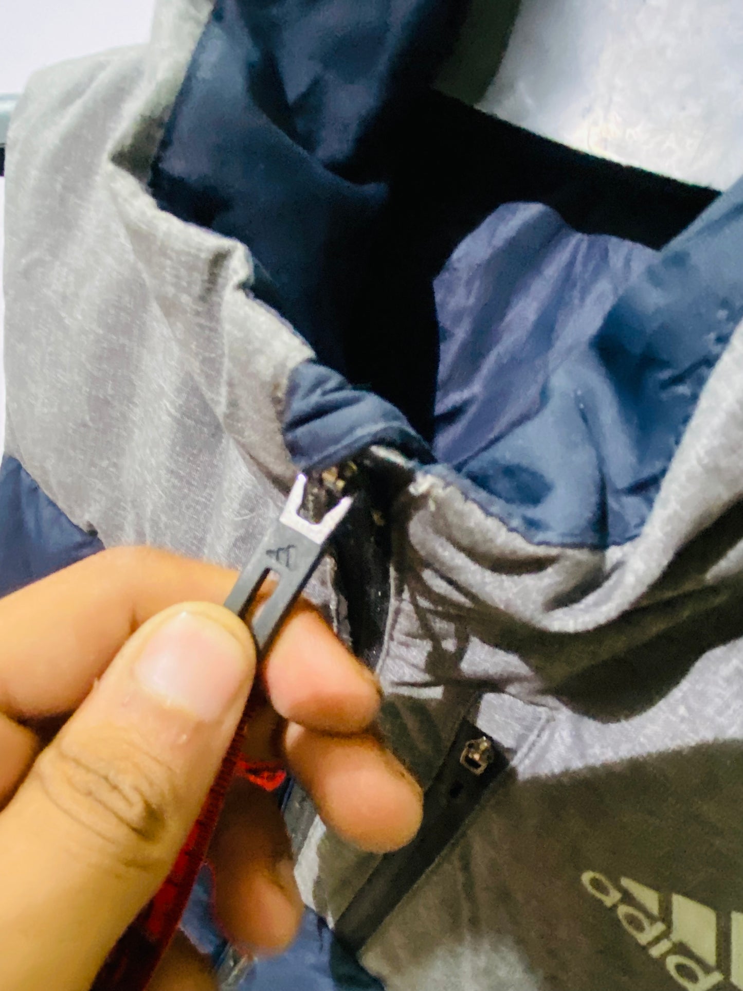 Adidas sleeveless jacket