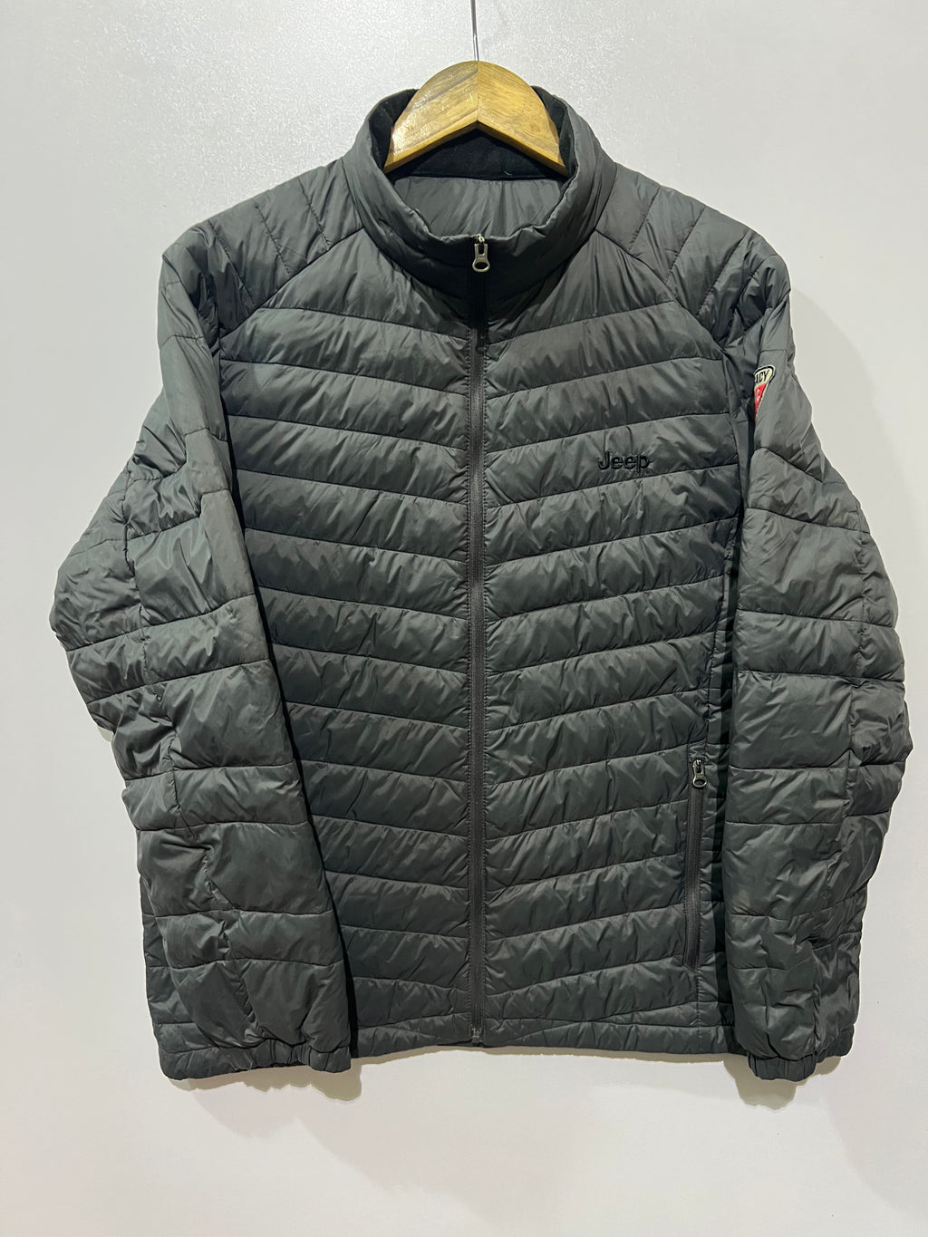 Jeep the legacy iconic light weight puffer