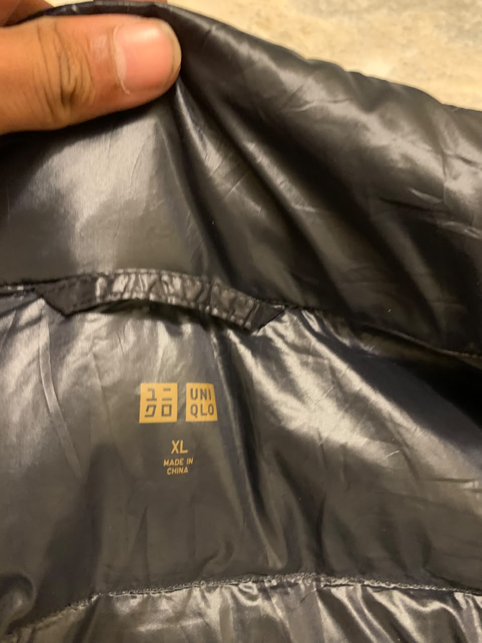 UNIQLO ULTRA LEIGHT WEIGHT DUCK DOWN FEATHER JACKET