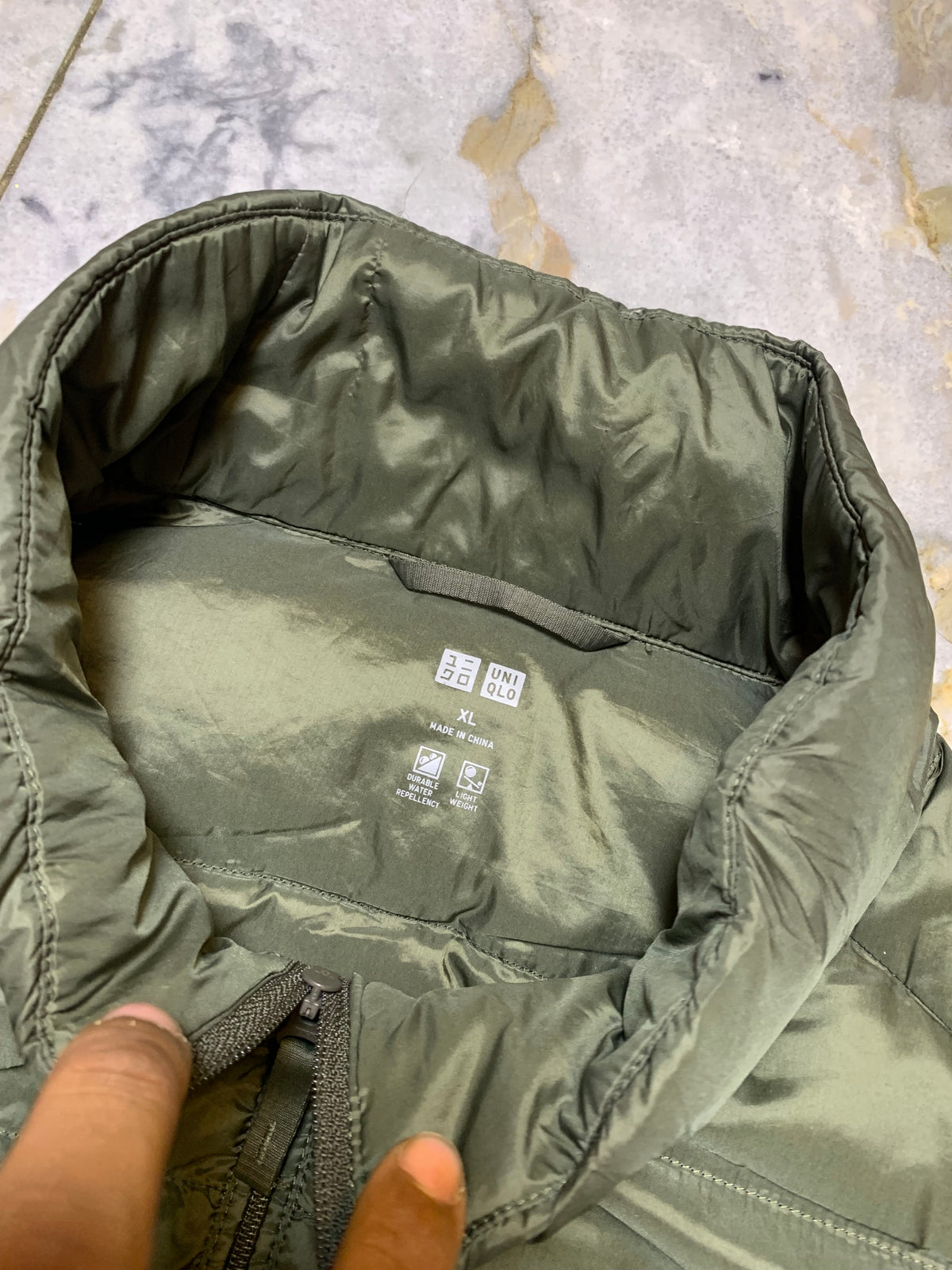 UNIQLO PACKABLE ULTRA LEIGHT WEIGHT SLEEVELESS PUFFER