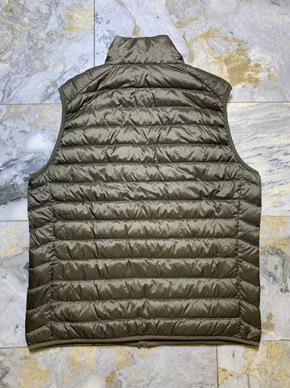 UNIQLO PACKABLE ULTRA LEIGHT WEIGHT SLEEVELESS PUFFER