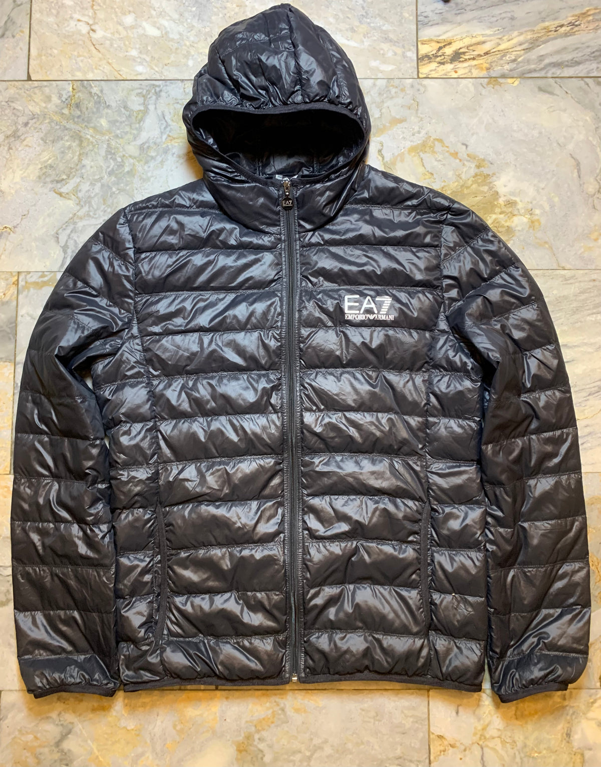 EMPORIO ARMANI LEIGHT WEIGHT DUCJ DOWN FEATHER PUFFER
