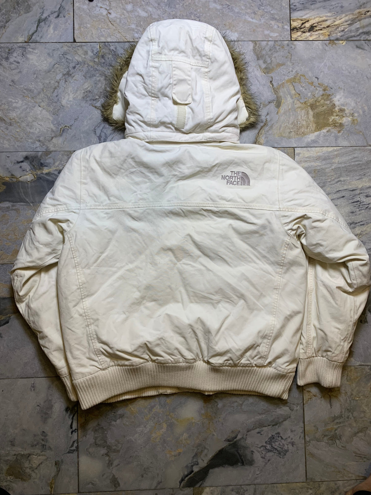 THE NORTH FACE DENIM DUCK DOWN FEATHER BAGGY STYLE PUFFER (LARGE)