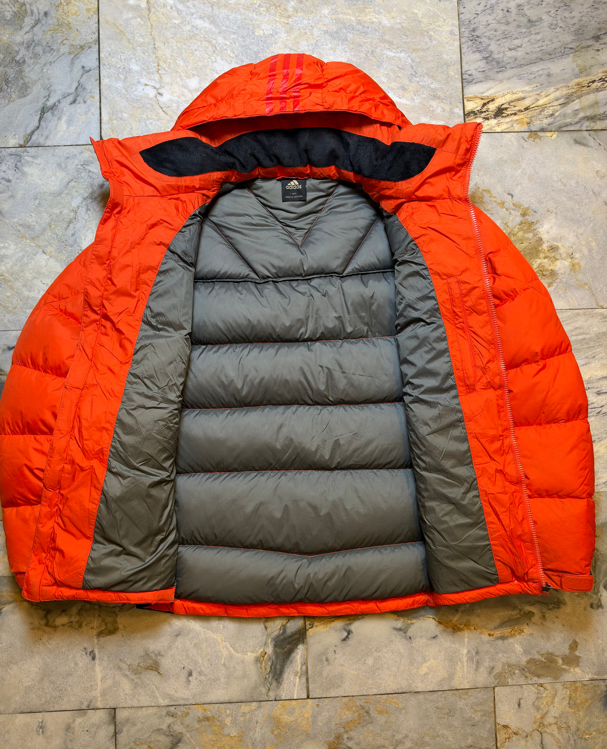 ADIDAS MADE IN VEITNAME DUCK DOWN FEATHER PUFFER (MEDIUIM)