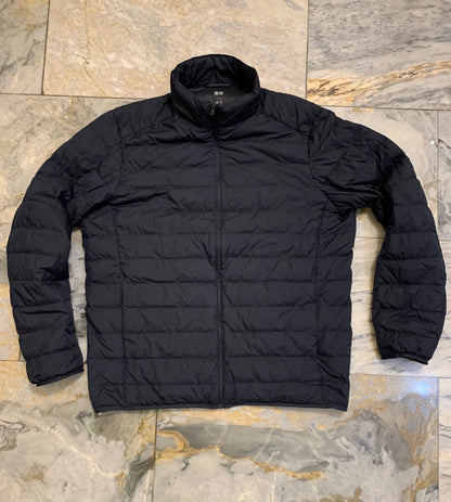 UNIQLO ULTRA LEIGHT WEIGHT DUCK DOWN FEATHER PUFFER
